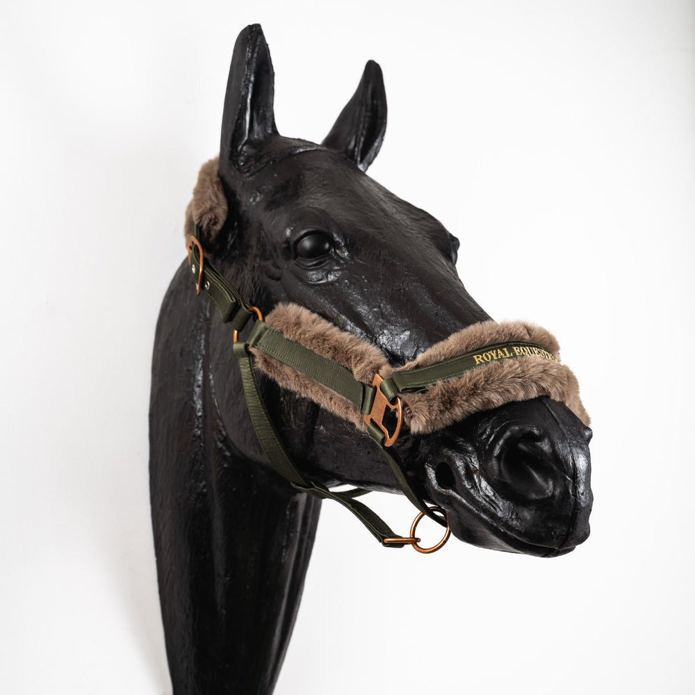 Royal Equestrian z ekologicznym futerkiem kantar Olive Full