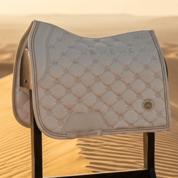 Royal Equestrian dressuurzadeldek Sahara zandsteen beige