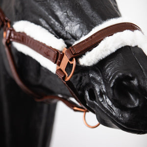 Royal Equestrian z ekologicznym futerkiem kantar Croco Chocolate Full