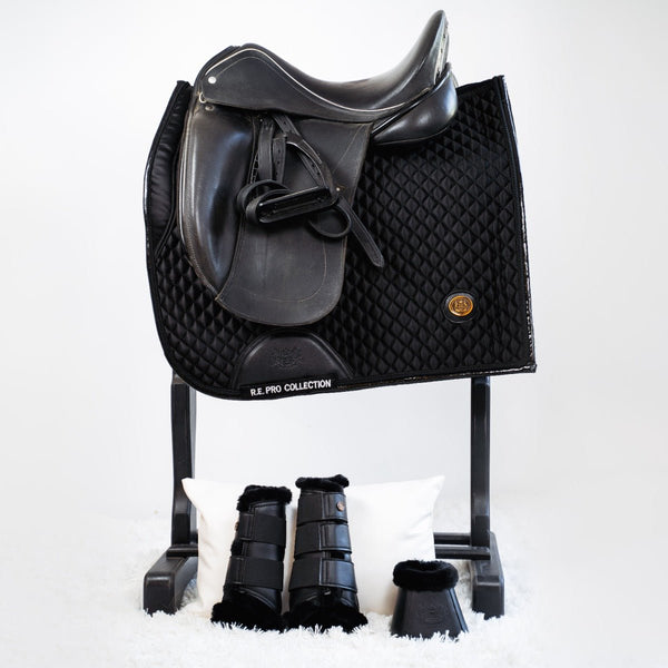 Royal Equestrian Cuscinetto per sella da dressage nero trapuntato intero - Royal Equestrian
