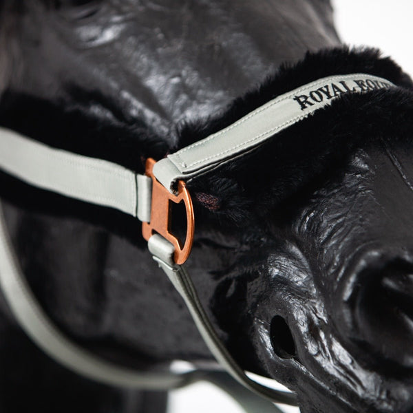 Royal Equestrian Fur Halter Silver Black Full - Royal Equestrian