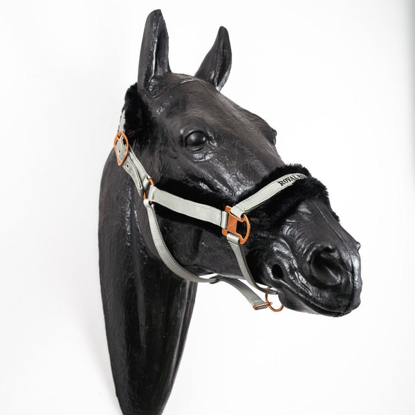 Royal Equestrian Fur Halter Silver Black Full - Royal Equestrian