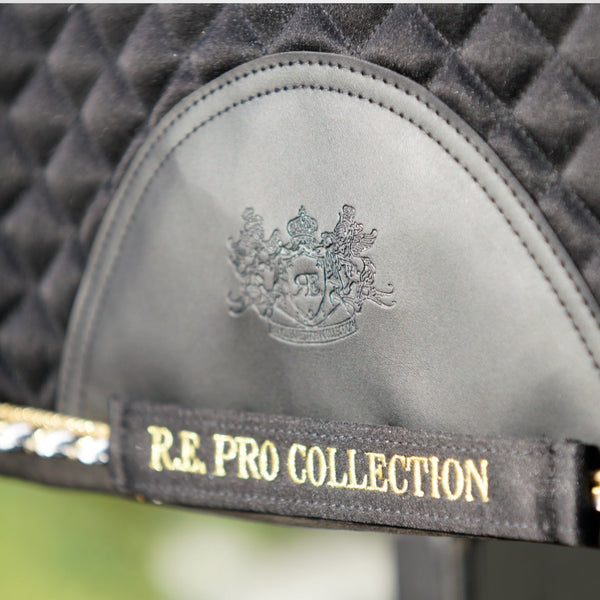Royal Equestrian sadelunderlag Dressage Pro Cooling Mesh Sort Guld
