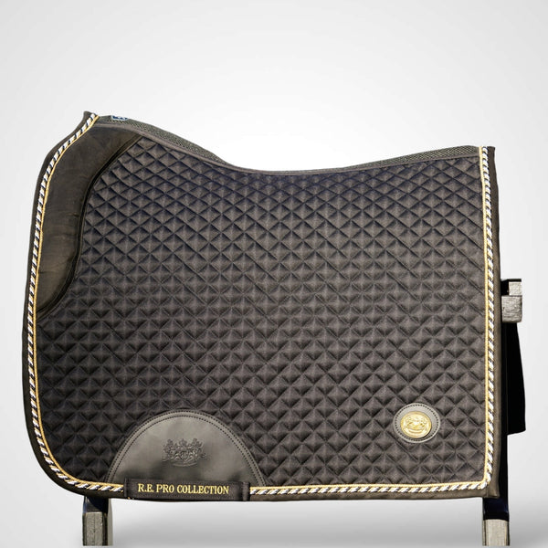Royal Equestrian Sattelunterlage Dressur Pro Cooling Mesh Schwarz Gold