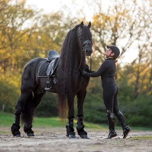 Royal Equestrian La Performance Cleopatra Riding Bodysuit – Black