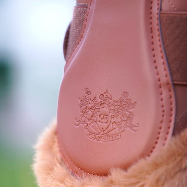 Botas ecuestres reales de malla para cepillar caballos Copper en Vogue