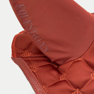 Cuffietta equestre reale in rame en Vogue