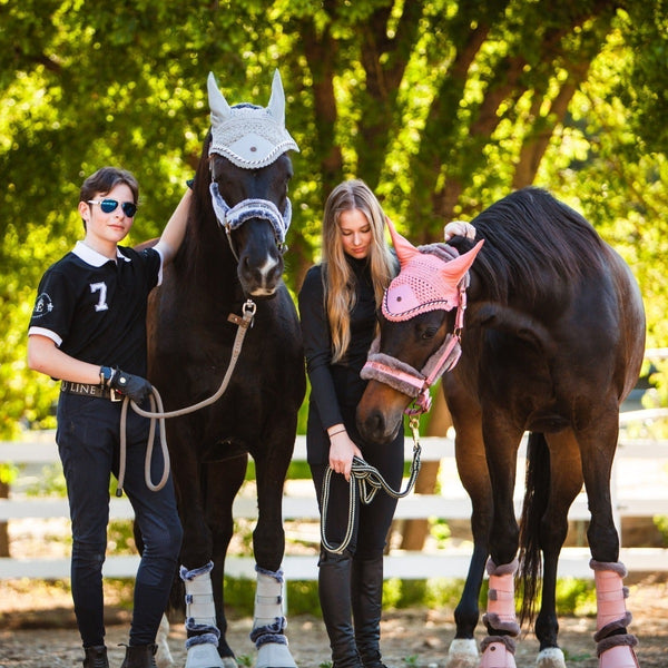 Royal Equestrian Fur Halter Rosa Completo