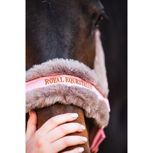 Royal Equestrian pelsgrime rosa hel
