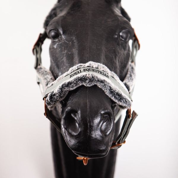 Royal Equestrian pelsgrime sølvfarget