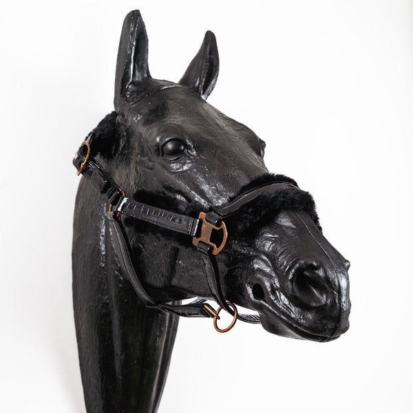 Royal Equestrian z ekologicznym futerkiem kantar Croco Black Full