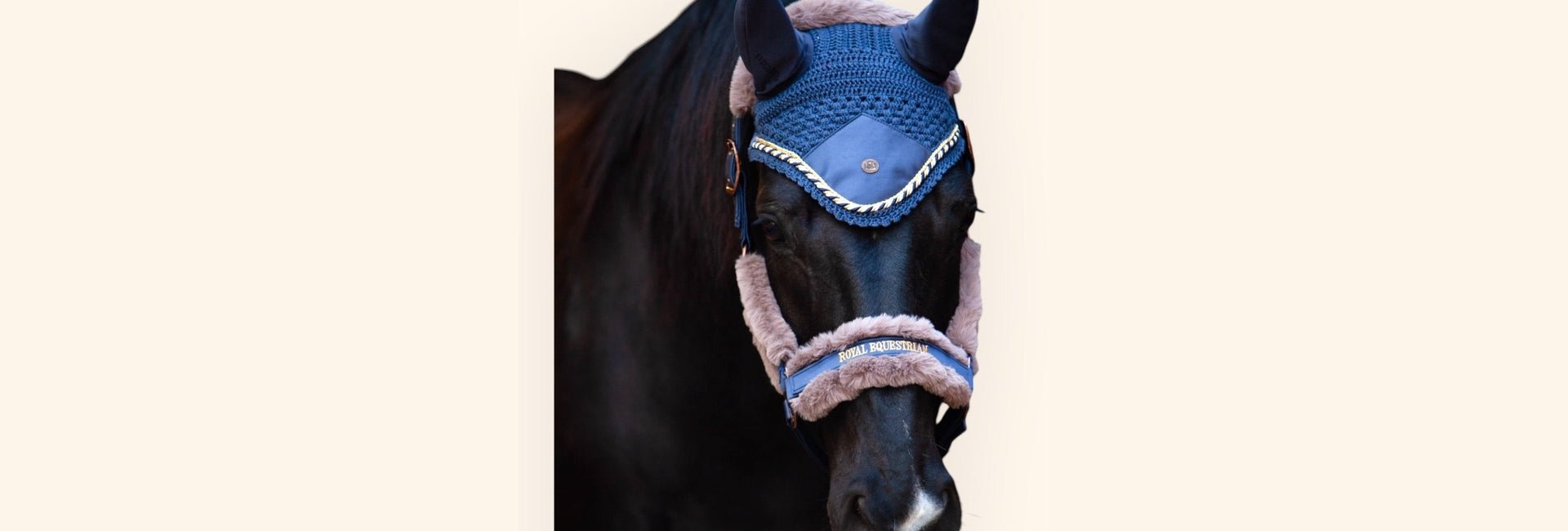 Bekväm halterneck i konstgjord minkpäls