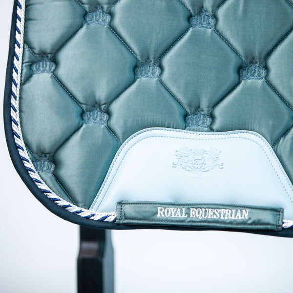 Royal Equestrian dressyr sadelunderlägg marinblått Full